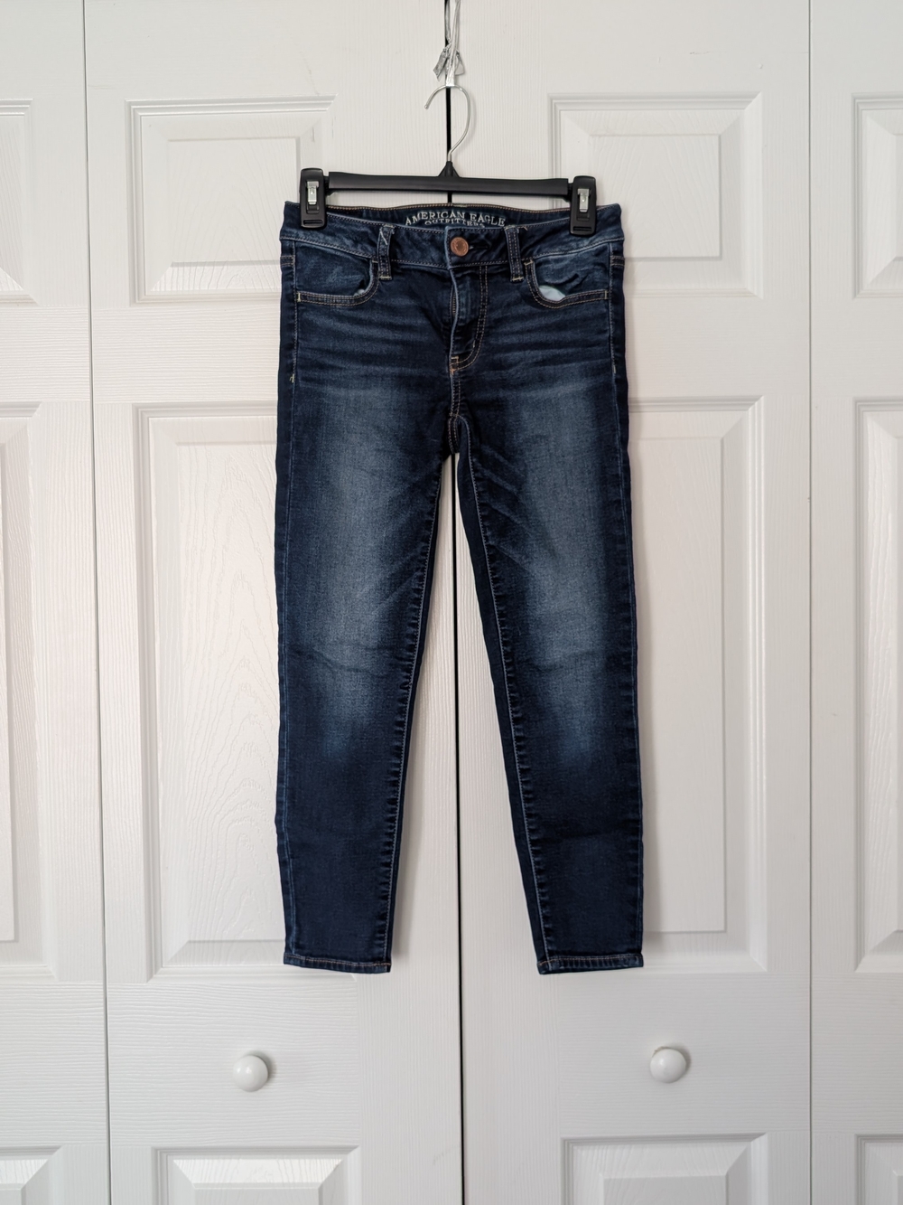 American Eagle Outfitters Navy Cropped Stretch Skinny Jeans
